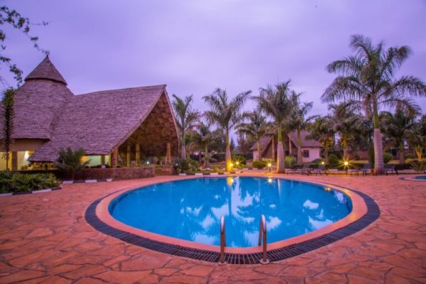 Farm-of-Dreams-Lodge-5-768x512